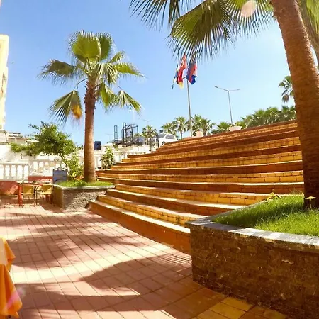 Flamingo Beach & فندق مبيت وإفطار